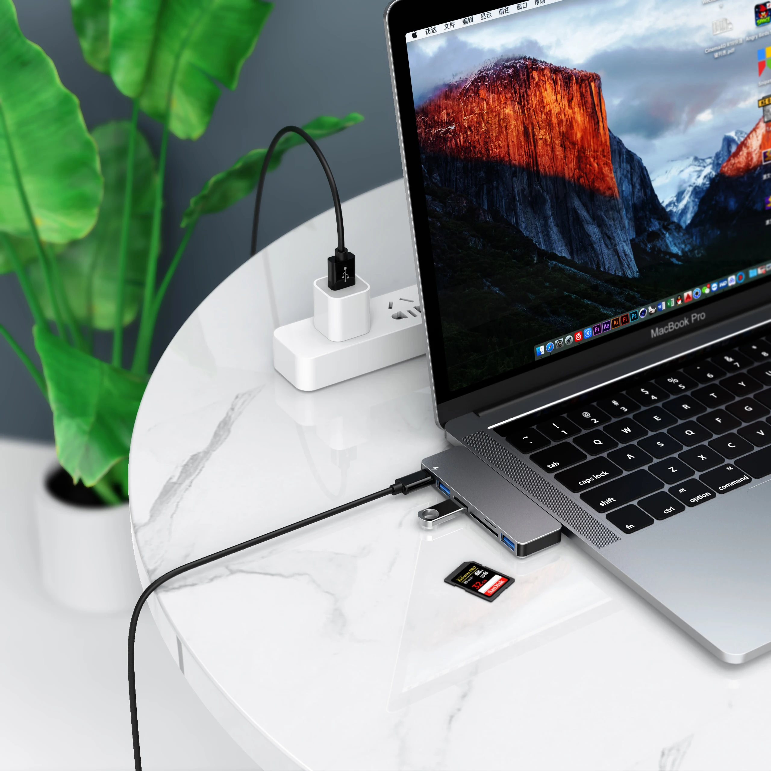 
USB-концентратор 6 в 1 с кардридером для SD/TF-карт и USB 3,0 