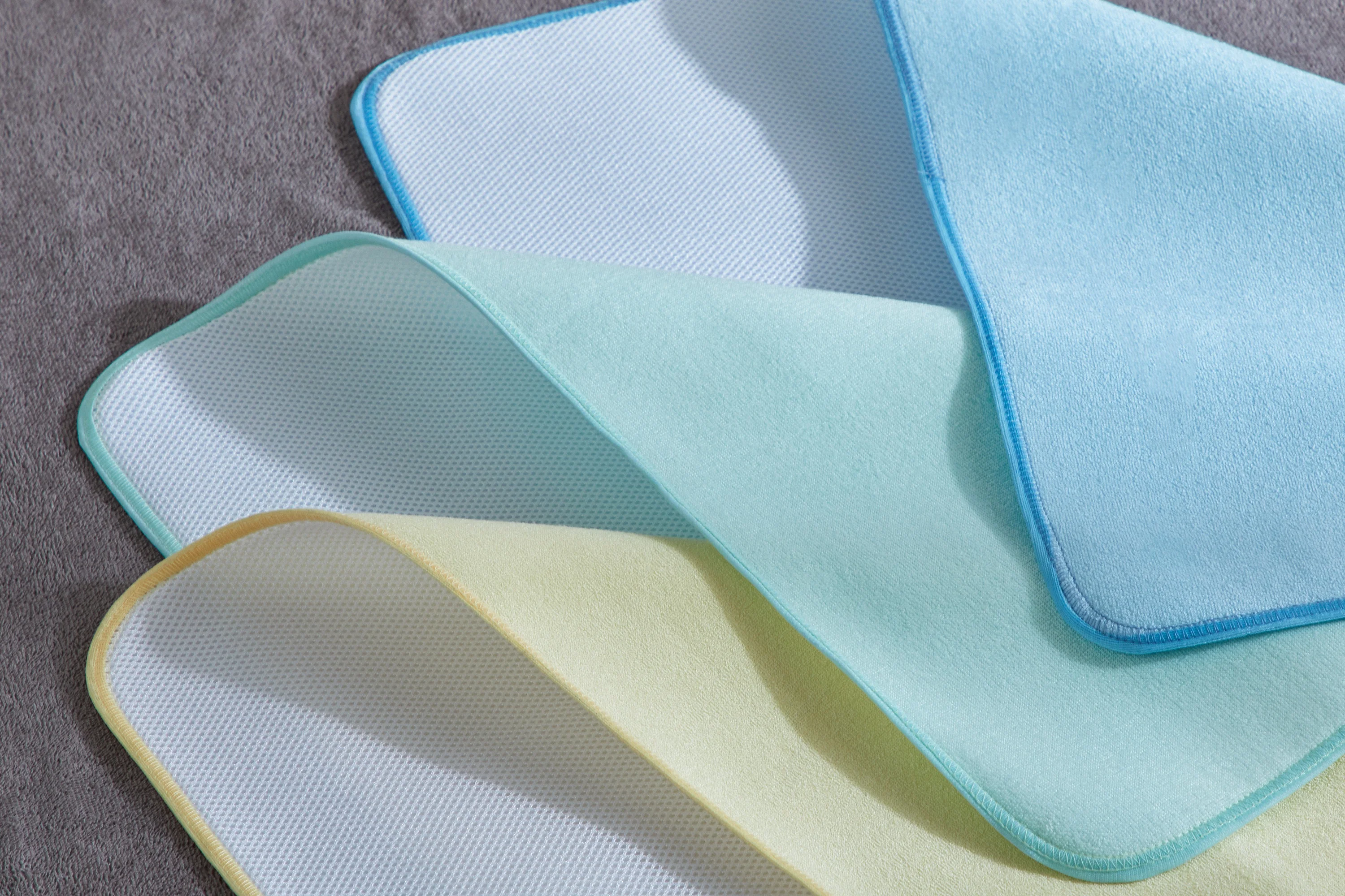 High Quality Custom Size Color Printed Foldable Babi Baby Waterproof Urine Pad Newborn Changing Diaper Mat
