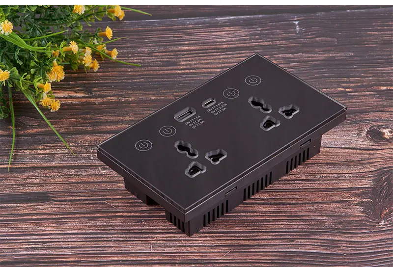 Tuya Wifi Smart Socket With USB Type-C Interfaces 147 Universal Electrical Power Socket 20A Dual Socket