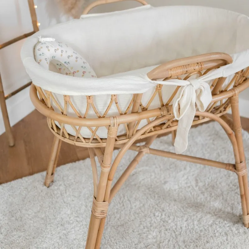 Wicker Bassinet Stand with Cheapest Price Durable Nursery Kid Bedroom Furniture Wholesale Rattan Sleeping Cot Stands