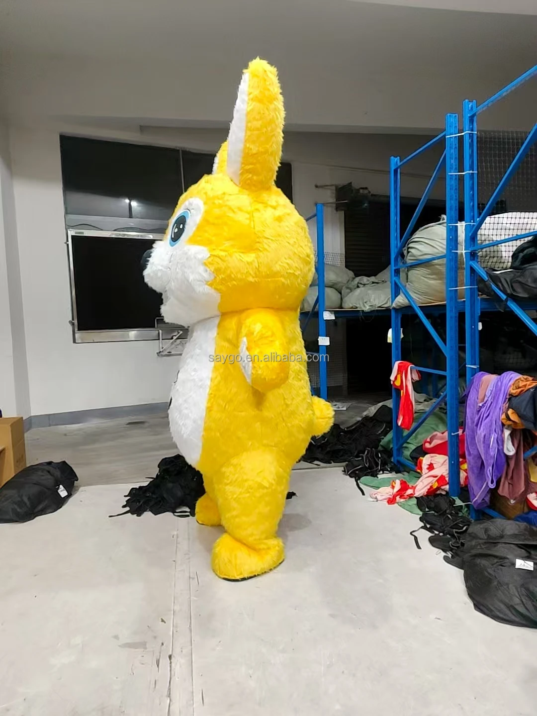 Cosplay Clothes Inflatable Yellow Rabbit Suit for Adults Outdoor Walking Advertising 2/2.6m Promotion Inflatable Mascot Costumes