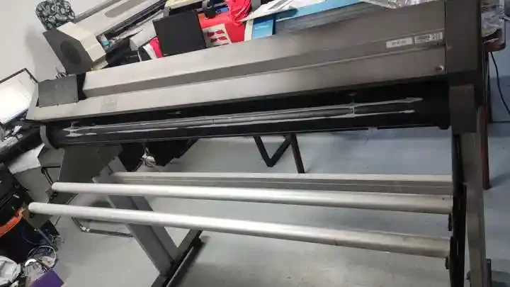 中古Graphtec CE6000-120ビニールカッティングプロッター、特別