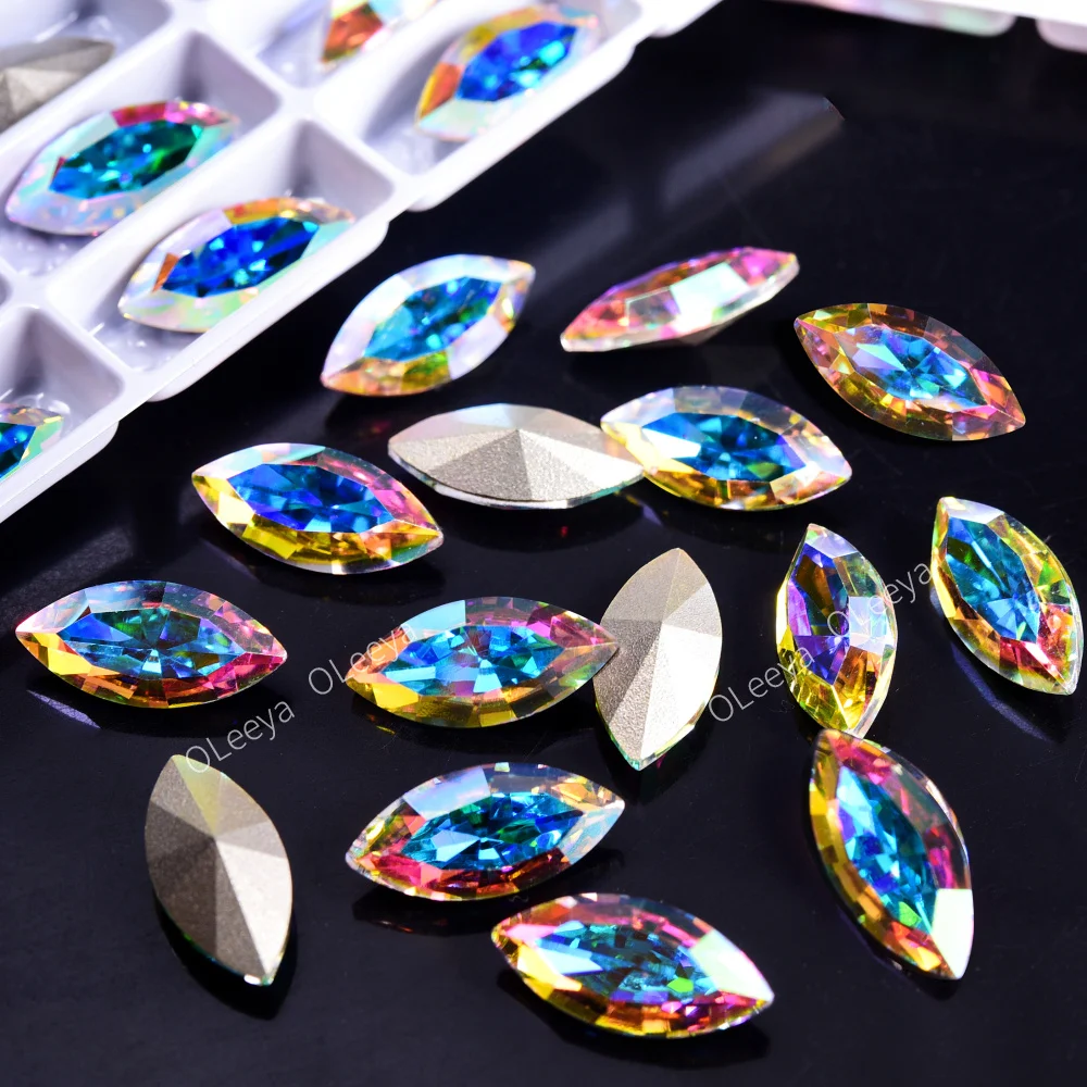 Oleeya Factory 13*18 Glass Teardrop Pointed Back Rhinestones Crystal Strass Pendant Gemstone in Bulk Designs for Garment