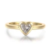 Bague en or massif 18 carats avec diamant de laboratoire