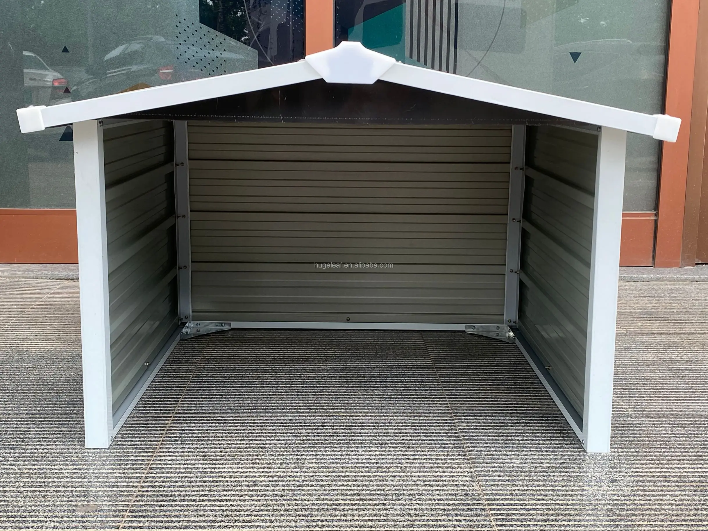 Durable Outdoor Garden Metal Storage Shed Robotic Lawn Mower Garage For