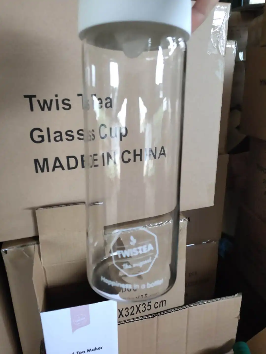 Стеклянный фильтр в японском стиле для холодного чая вина с силиконовой крышкой 750