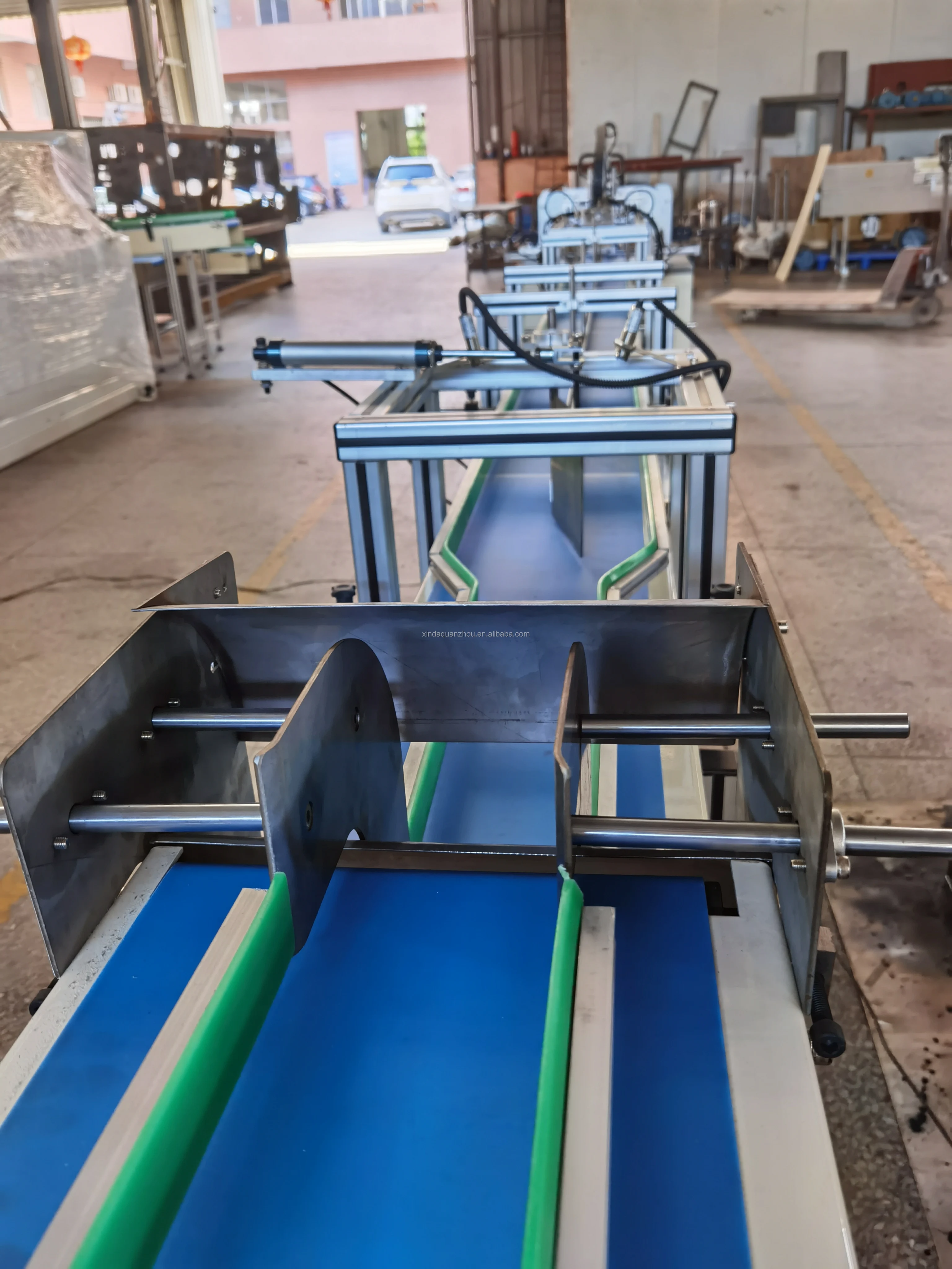 Automatic Toilet Tissue Paper Roll Making Machine