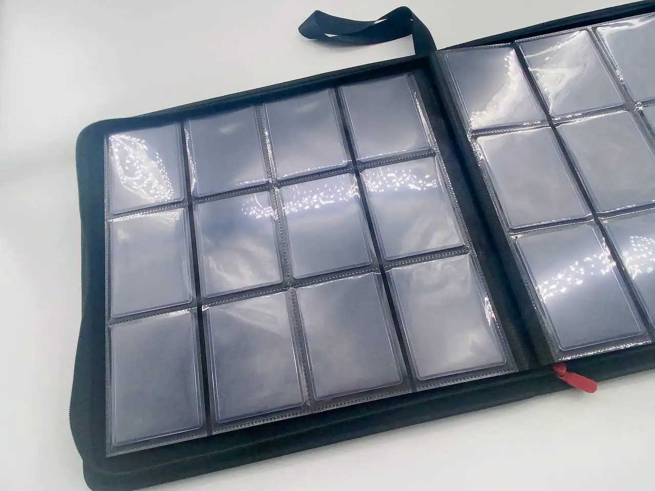 12 sleeve card binder 12-Pocket binder + Sleeves main image 0