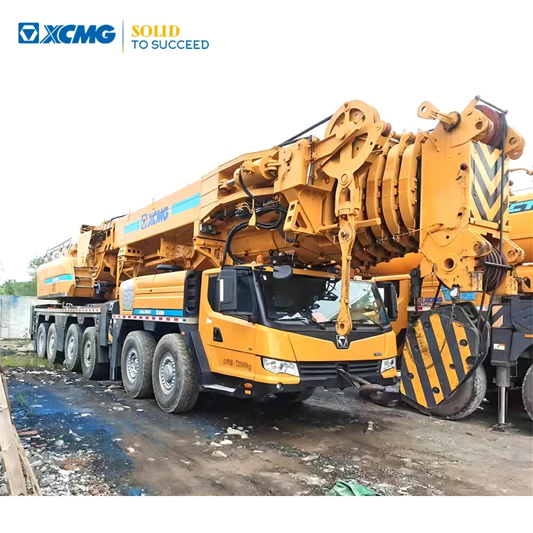 XCMG XCA300 Old Mobile Crane 300 Ton Hydraulic All Terrain Truck Crane