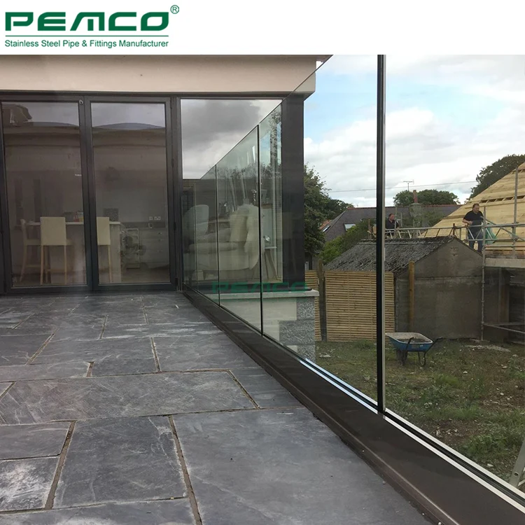 Wholesale Factory Balcony Used Designs Wrought Aluminum Casting Tempered Glass Railing for Sale