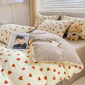 2026 NEW YEAR STYLE HEART PATTERN HOT SALE DUVET COER SET FLAT SHEET and FITTED SHEET BEDDING SET