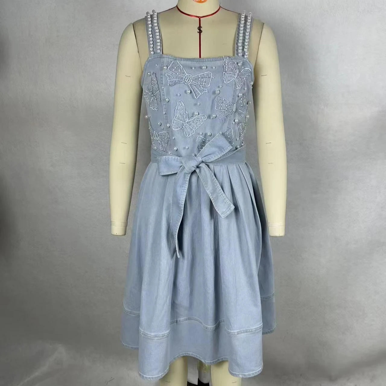 Casual Denim Off-the-shoulder Midi Skirt With Ladybug & Butterfly Motifs Pearl Buttons Light Wash For Summer Formal Style - Image 1