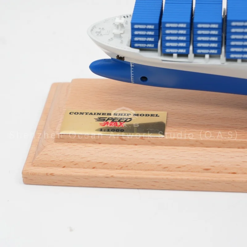 This delicate cargo ship & container carrier model is custom made with premium ABS material. Fine craftsmanship restores vessel details. It works as nice ornament for exhibition and office, ideal business gift for shipping firms, custom logo and color available for bulk orders.Amber@vesselmodel.com Tel：+86 18038048785