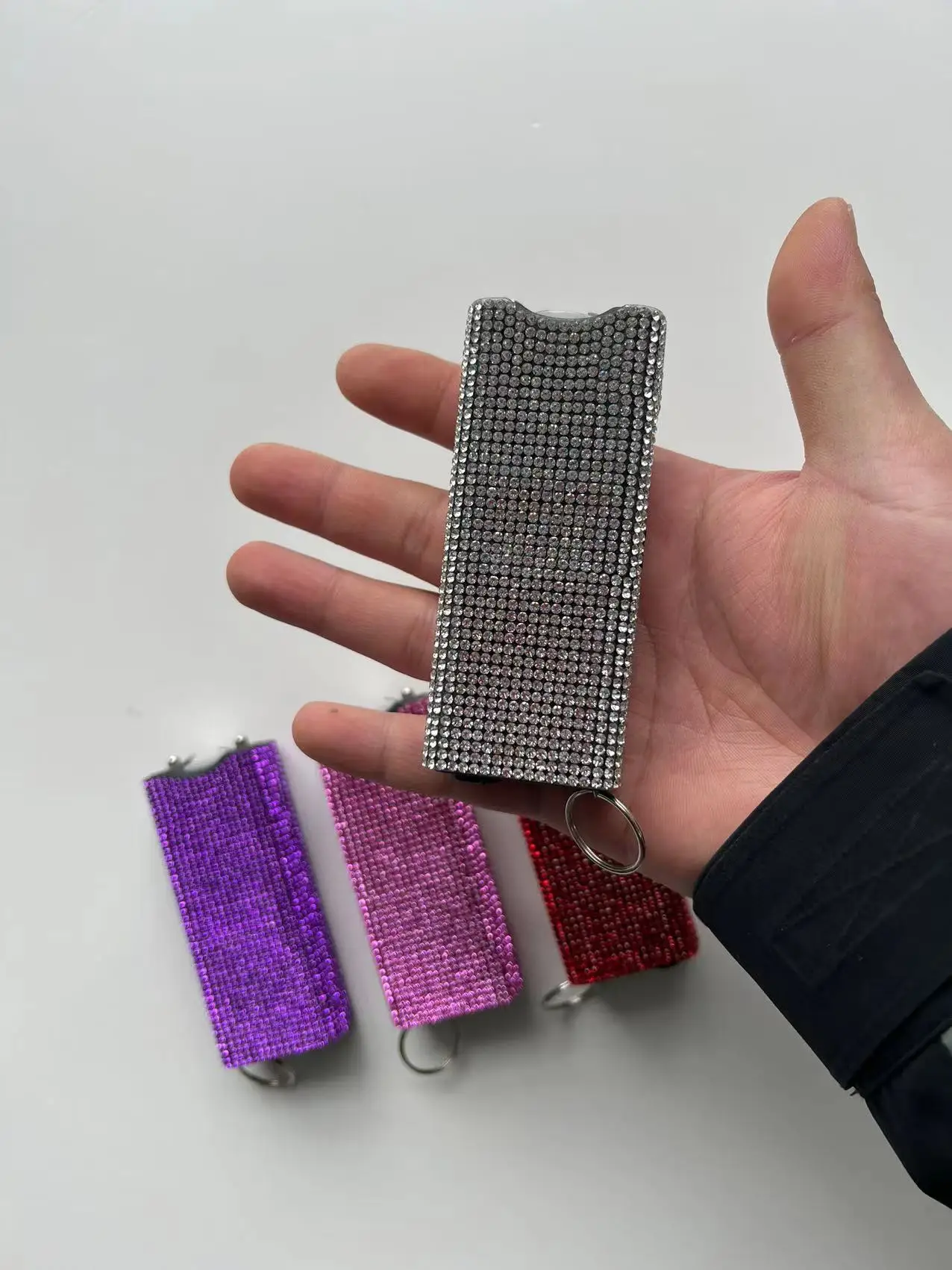 2023 New Hot Selling Flashlight Keychain Creative Fashion Bling Flashlight Keychain Custom