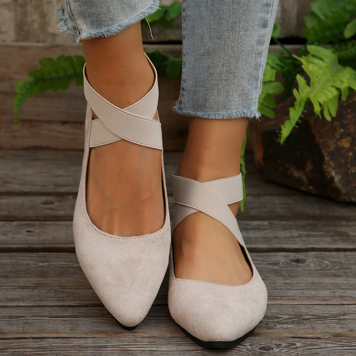 Rode pumps met bandje - Schoenen kopen? | Korting tot 61