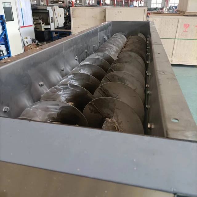 Factory Carbon Steel Customized Easy to Maintain Waste Water Sludge Cake Pelletizing Shredder for Waste Treatment