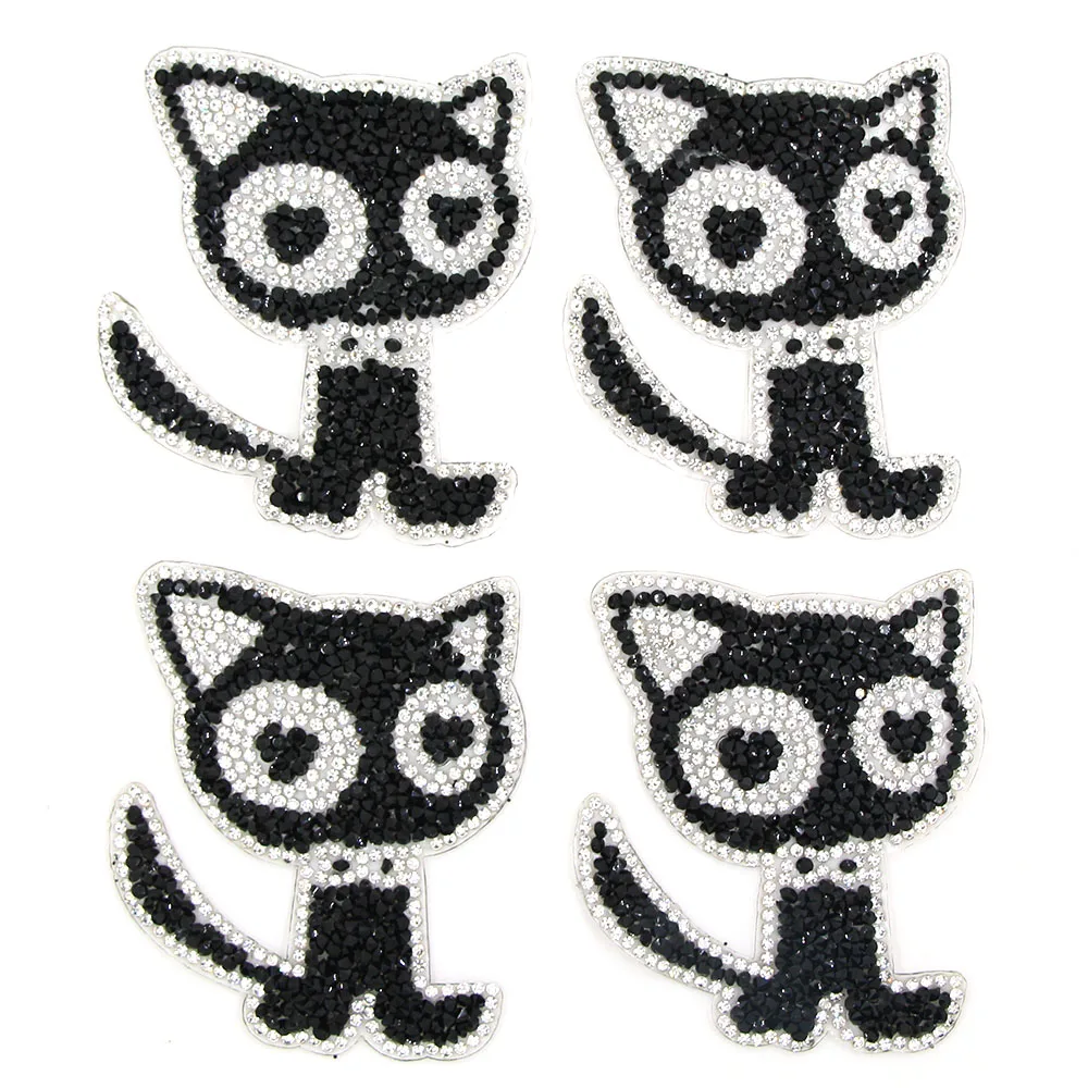 Free sample Wholesale cartoon heat transfer patch 3d diamond beads bear patch iron on for hats