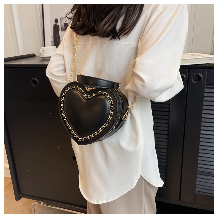 Women Chain Crossbody Shoulder Small Ladies Handbag Purses Gothic Style Purse Heart Shaped Bag