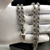 Bullets paired with alphabet chain