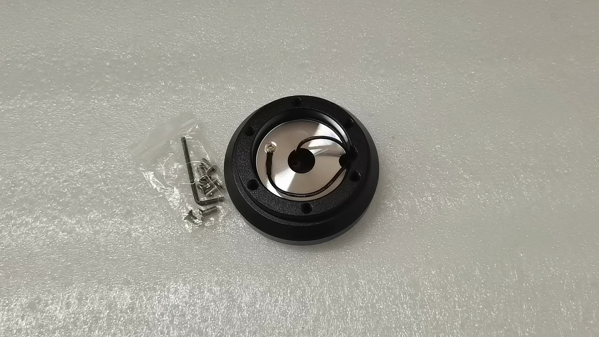 Kit D'adaptateur de Moyeu Court à Dégagement Rapide pour Volant de Voiture, Remplacement à 6 Trous pour Mazda Miata NC RX8 2005 – 2015 Kit D'adaptateur de Moyeu Court à Dégagement Rapide pour Volant de Voiture, Remplacement à 6 Trous pour Mazda Miata NC RX8 2005 – 2015