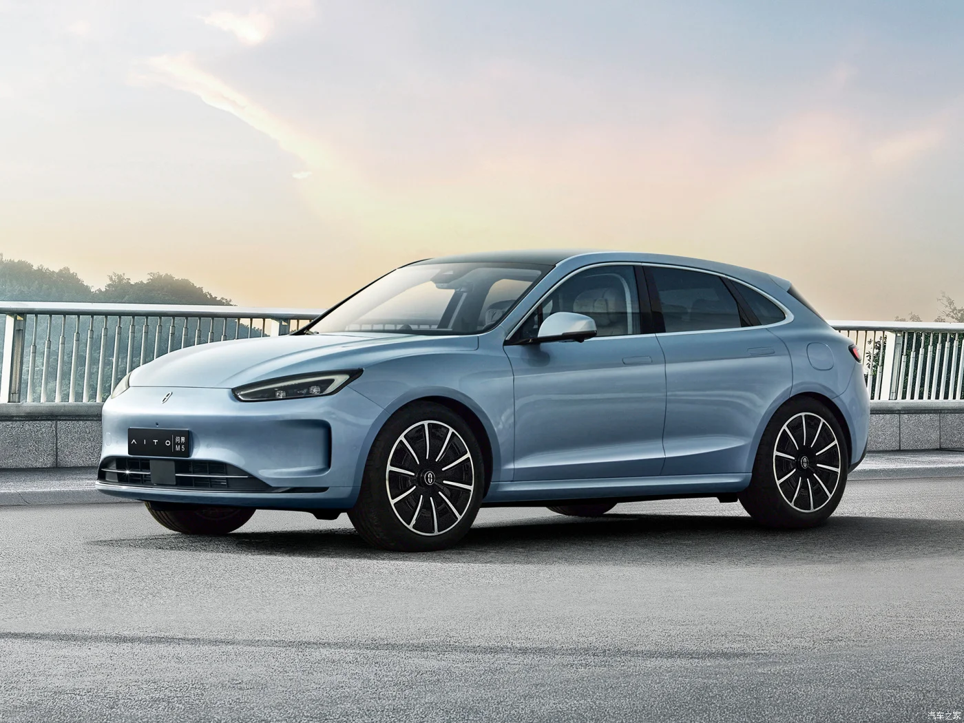 2023 AITO M5 EV - High-Speed Electric Car for Sale