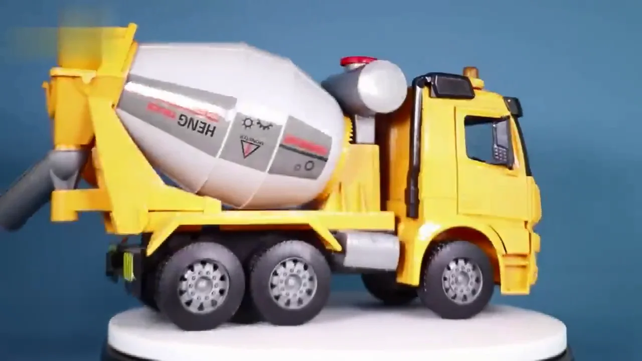摩擦慣性エンジニアリングカーセメントミキサートラックおもちゃ