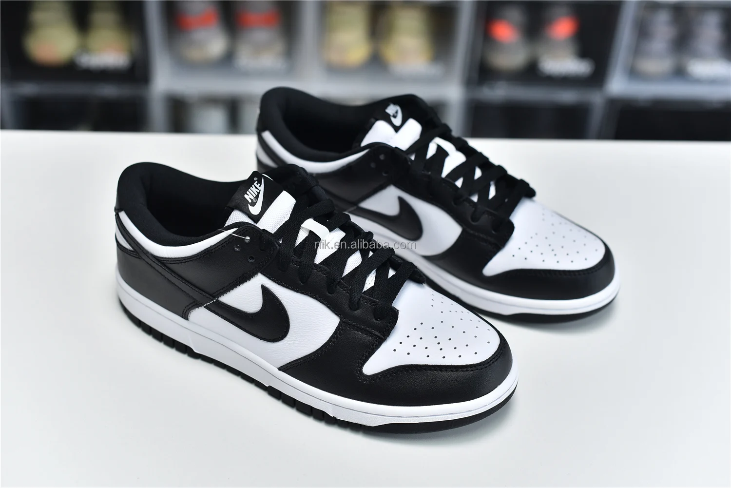 Men's Casual Shoes Nike Sb Dunk Low Panda Black White Sports Sneaker ...