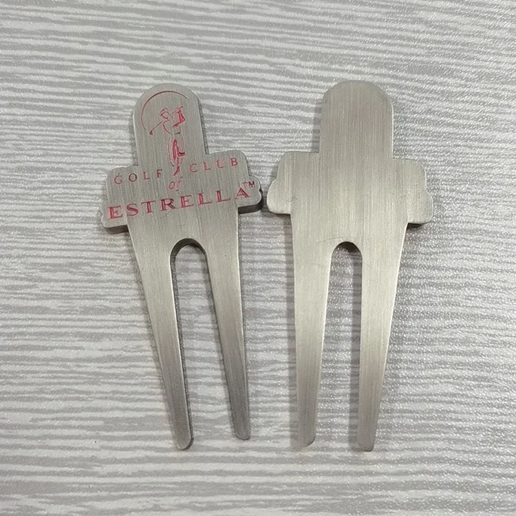 Custom Design Golf Accessories Gifts Box With Golf Divot Tool Ball Marker supplier