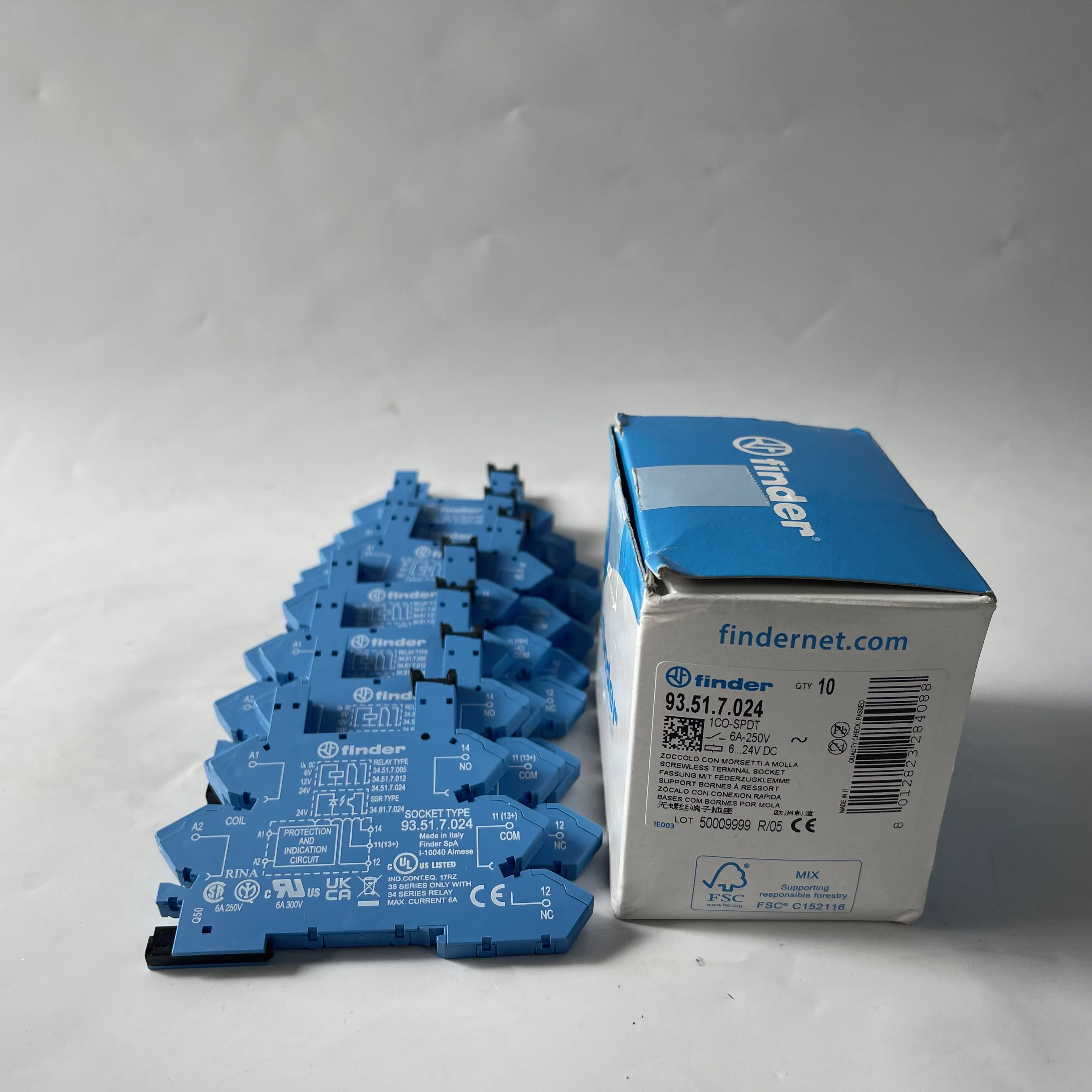 Finder Relay Socket 93.51.7.024