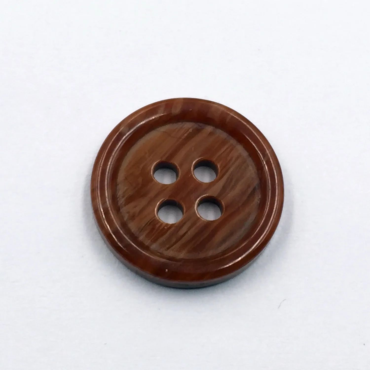 Stock Custom 4 Holes Sewing Polyester Resin Button for Garment Accessories