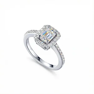 Luxury Shiny Emerald Cut Moissanite Rings Fine S925 Sterling Silver Platinum Plated Prong Set Classic Women Wedding Custom Logo