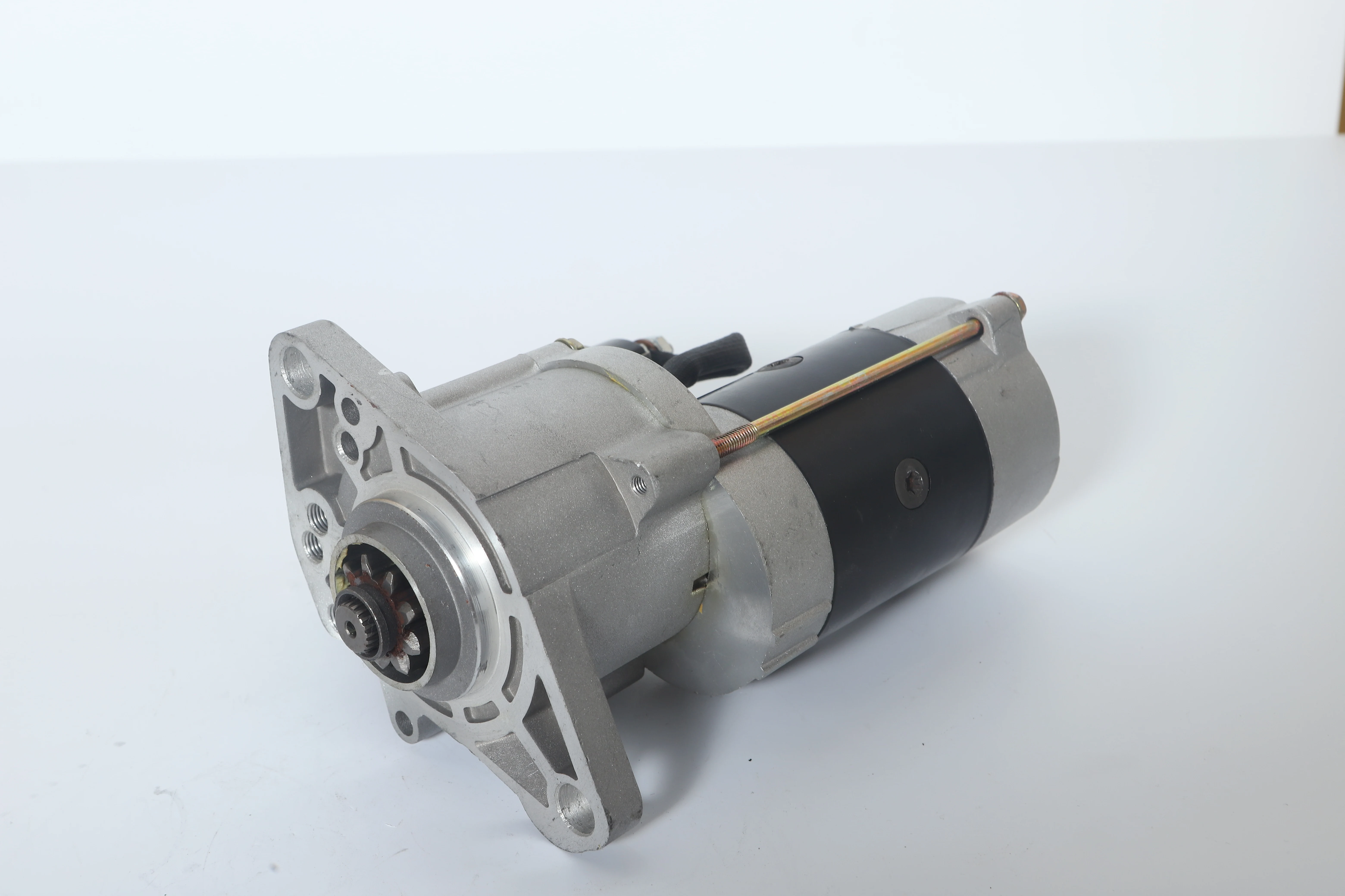 New 24V/3.2kw QDJ2401 4D30 4D31 Mitsubishi Starter Motor Assembly for Mitsubishi Vehicles