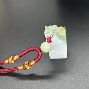 Wholesale Fashion Jewelry Natural Jadeite Spirit Beasts Pendant Mythical Treasure Seal Necklace