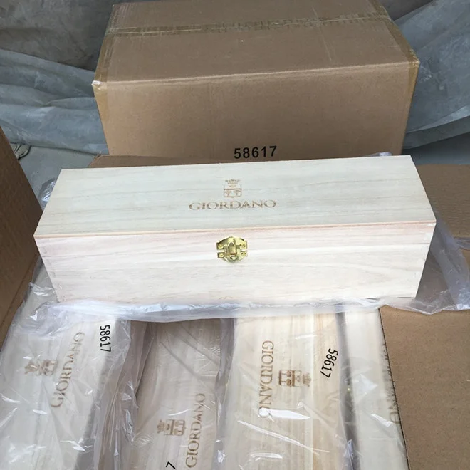 personalised wine boxes.JPG