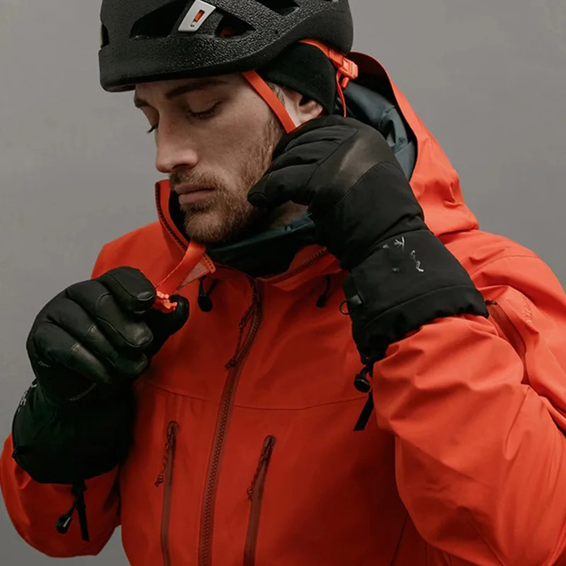 2022 Custom Mountain Climbing Outdoor Jacket Single Deck Soft Shell Thin Style Waterproof Coat Storm Men's Jackets