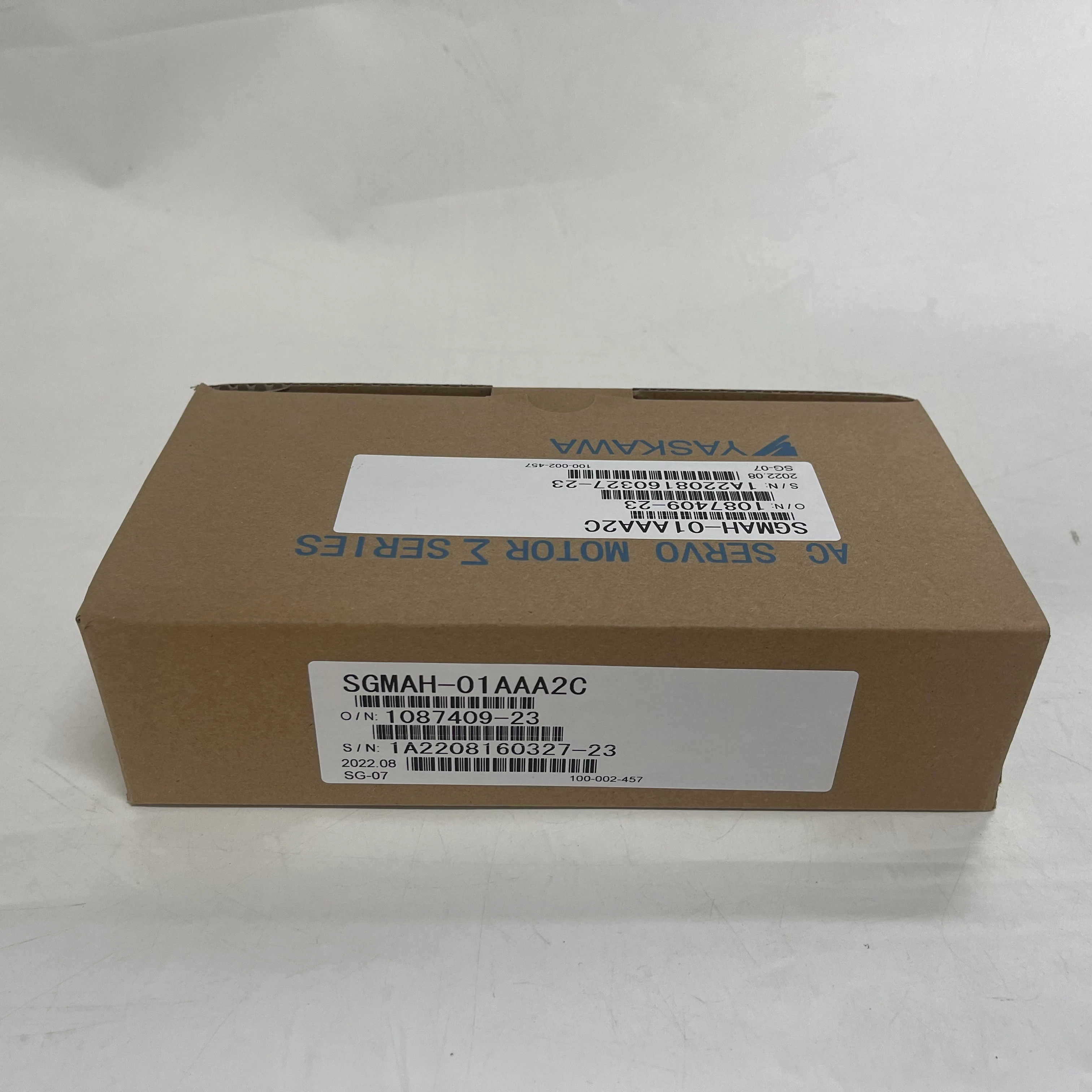 YASKAWA AC Servo Motor SGMAH-01AAA2C YASKAWA AC Servo Motor SGMAH-01AAA2C