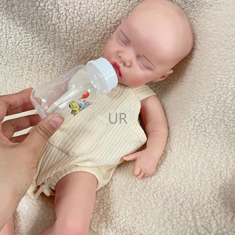 Realistic 18Inch 45cm High Simulation Silicone Weighted Baby Reborn Sleepy Closed Eyes Cute Baby for Small Kids Toy