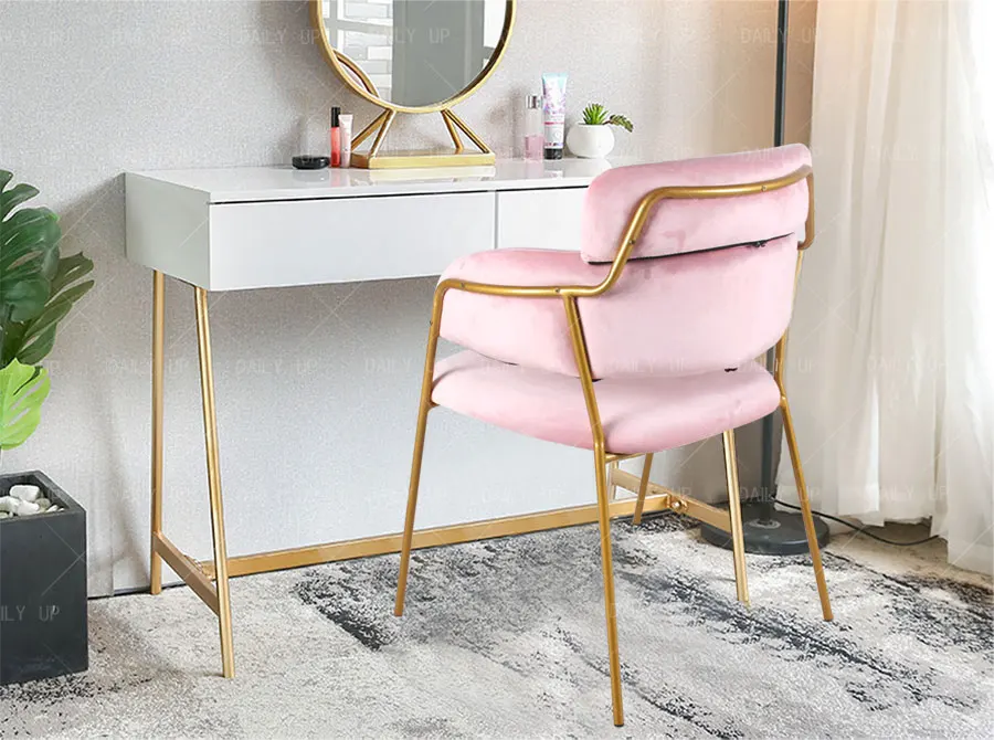 Dining room chair hotel luxury dinner chair Red velvet coffee shop chair