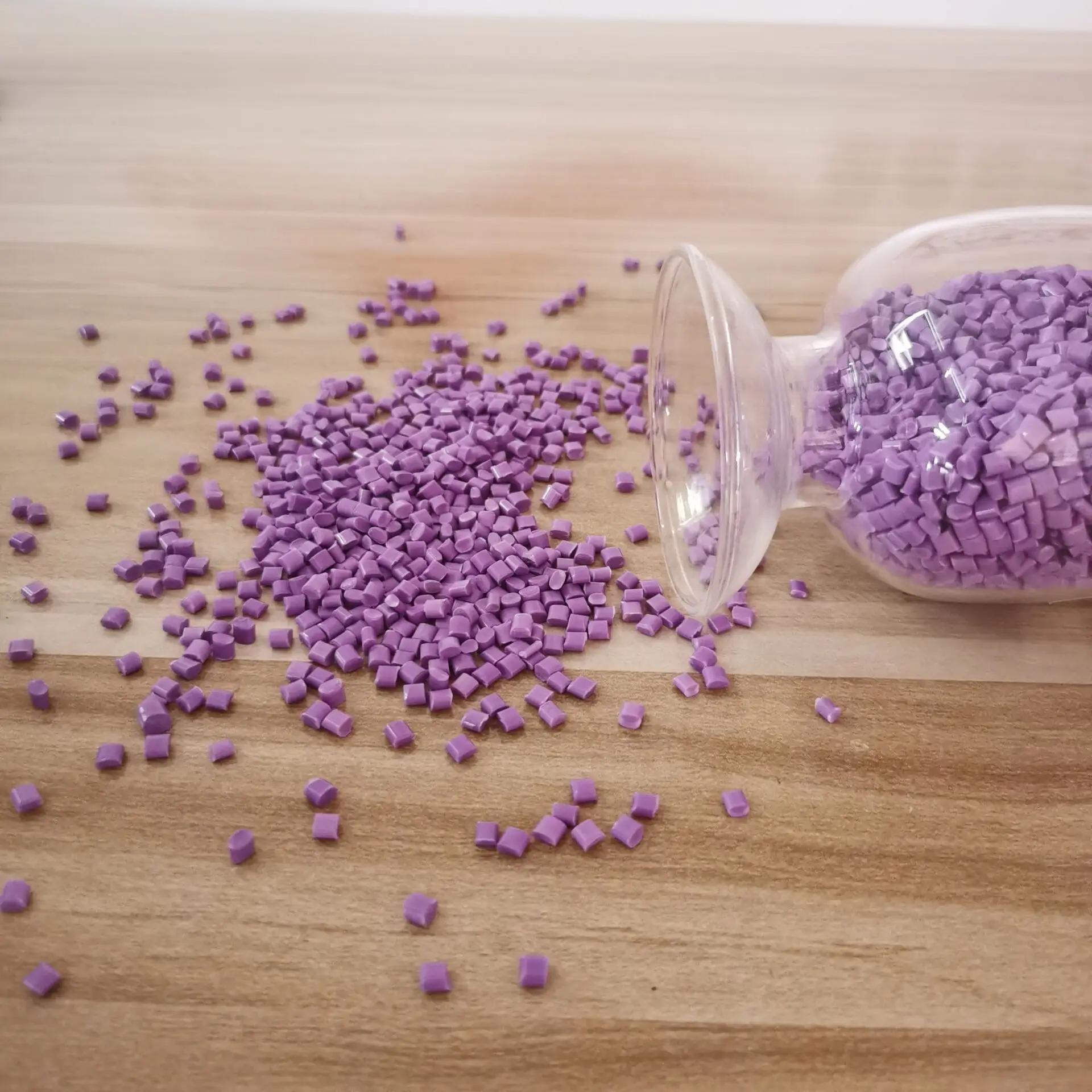 Огнестойкие поликарбонатные гранулы, огнезащитные V0 Pc Abs смолы, цена