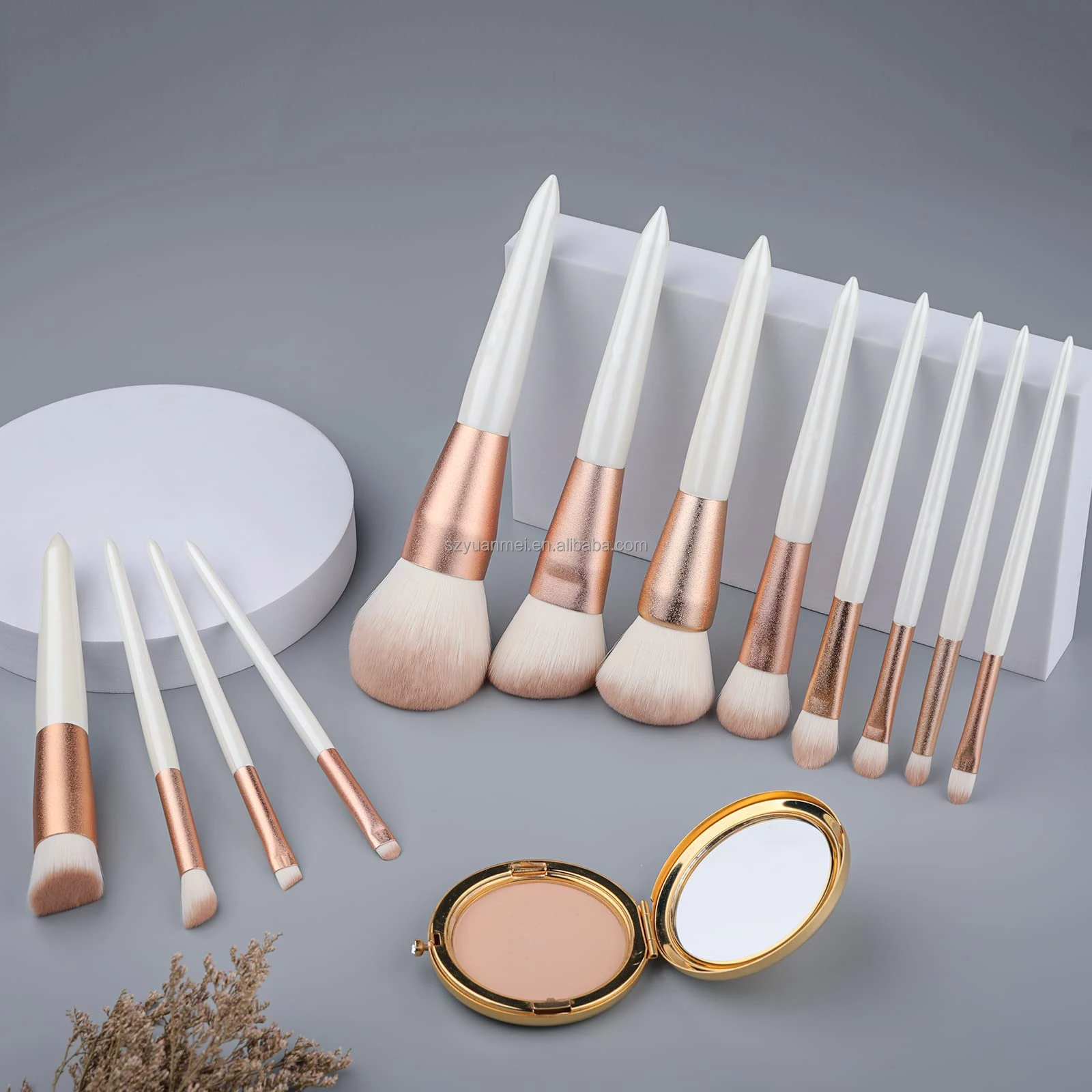 Gracedo Custom 12pcs Makeup Brush Set Natural Hair Goat Hair Gold Tube