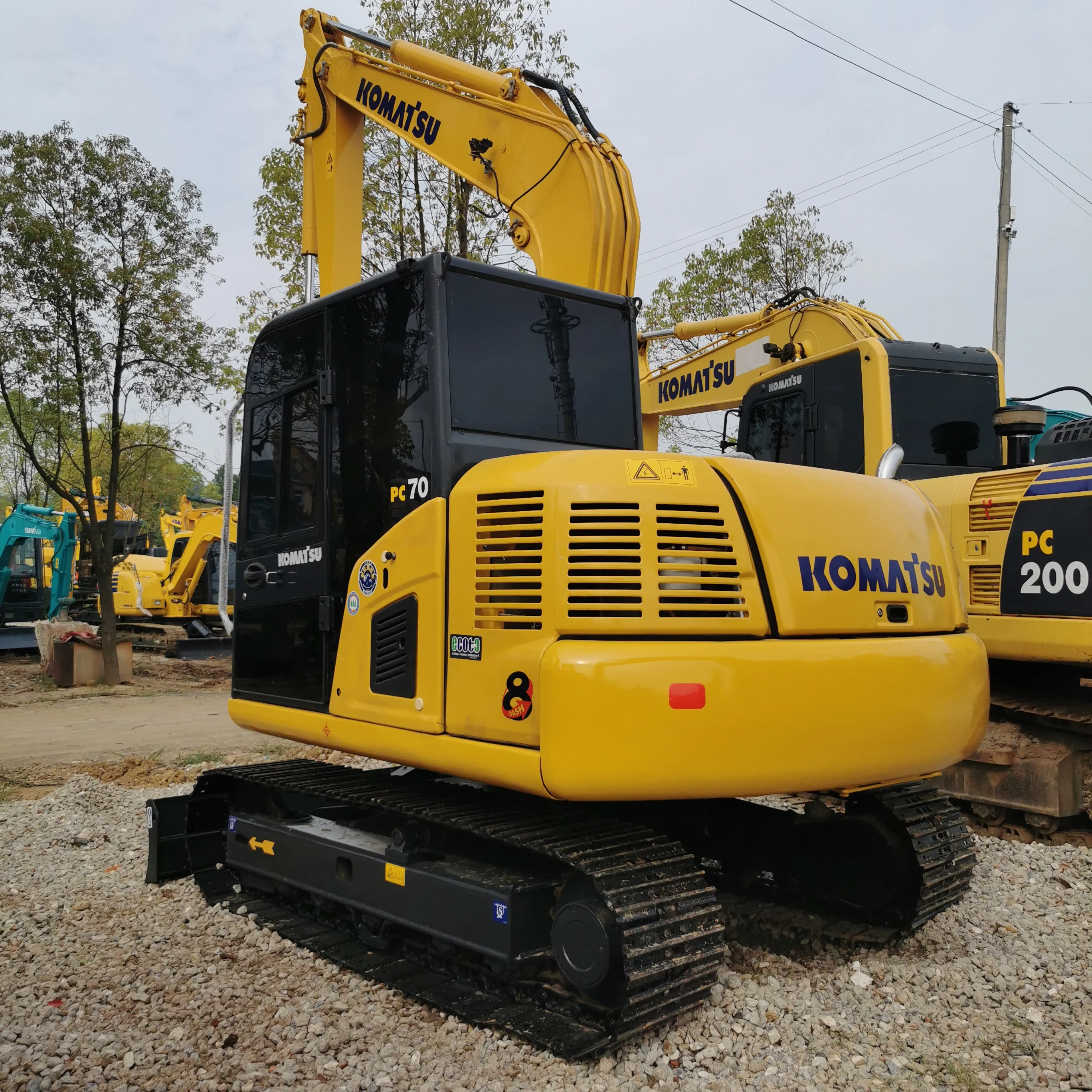 Used Komatsu PC70-8 Crawler Excavator with 6.5TON Operating Weight 0.3m³ Bucket Capacity and 48.5KW Power