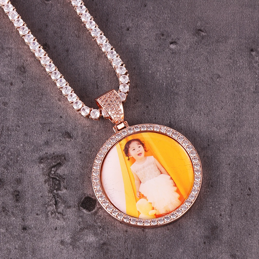 Meaningful Custom Made Photo Round Medallions Cubic Zircon  Stones Pendant Necklace Hip Hop Jewelry for Men Women