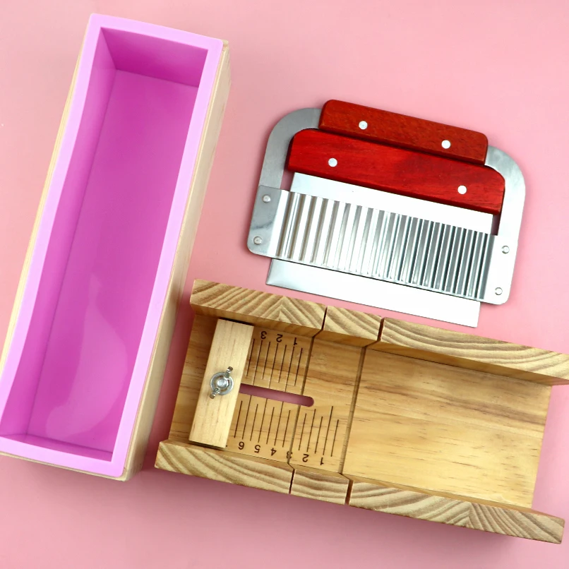 SET Adjustable Cutting Box with 2 Pieces of Stainless Steel Cutter, Soap Mold Silicone, Silicone Molds for Candle Making