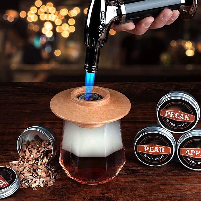 Bartending Cocktail Smoker Kit Set With Torch and 6 Kind of Wood Chips Wooden Box for Whiskey Cocktail Smoker