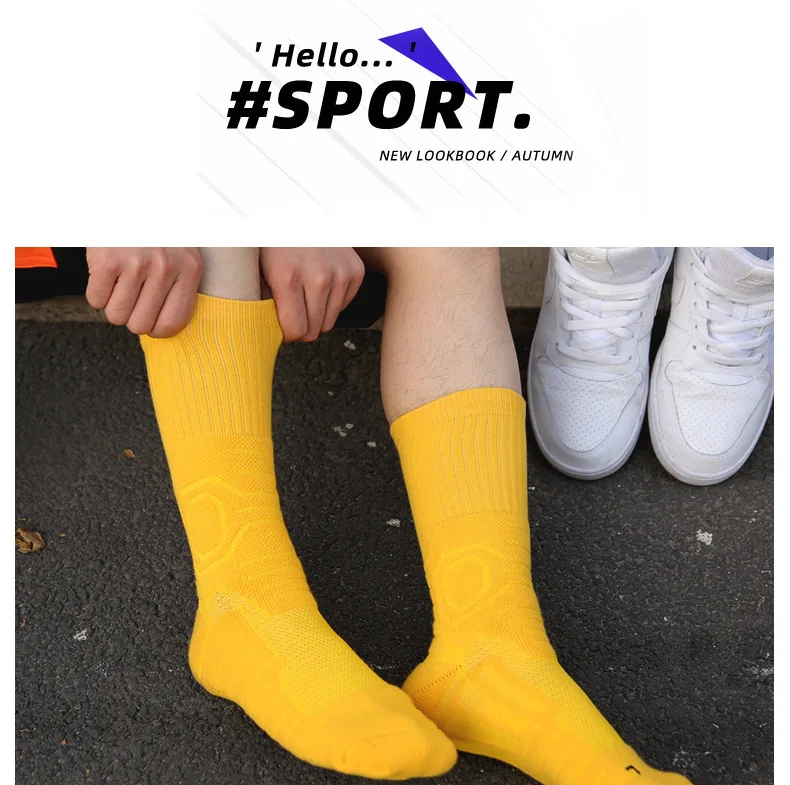Wholesale Low Price Outdoor Sport White Socks Men Running Custom