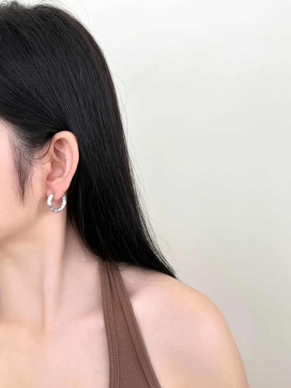 KAKODIY 18K Gold Plate Clasp Stud Earrings Luxury Jewelry Stud Earrings Sterling Silver Women's Stud Earrings 925 detail 5
