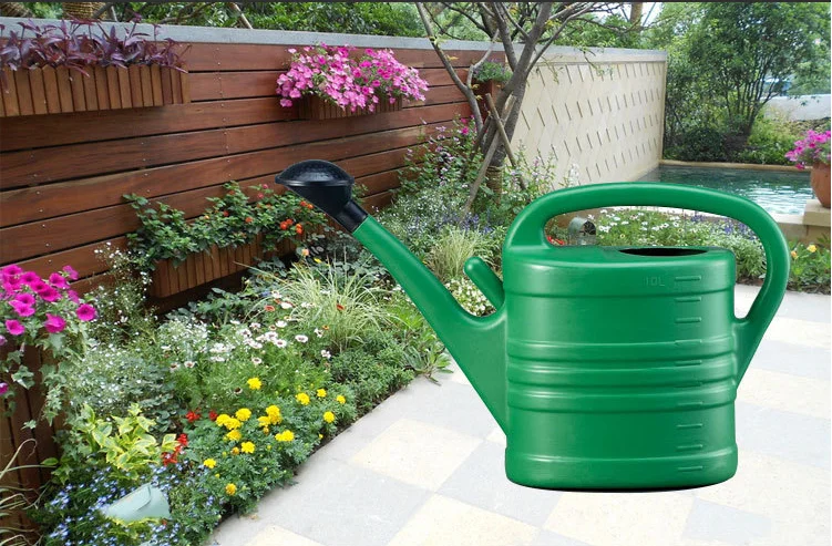 Пластиковая поливочная банка для сада с розовым дизайном 10 л