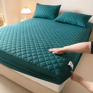 Solid Color Waterproof Mattress Pad Breathable Quilted Fitted Mattress Protector 3pc One Fitted Sheet and Pillowcase*2