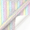 Pequeños puntos rotos de colores
