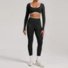 Negro (camisa de manga larga y pantalón)